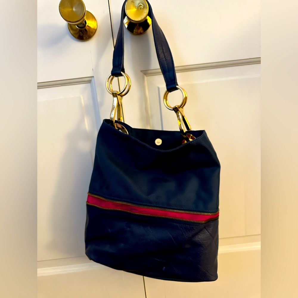 JPK Paris 75 reversible bucket bag